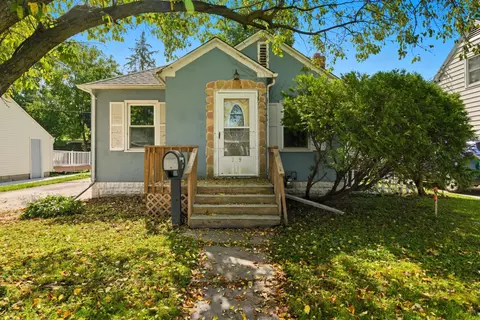 719 Page Ave, North Mankato, MN 56003