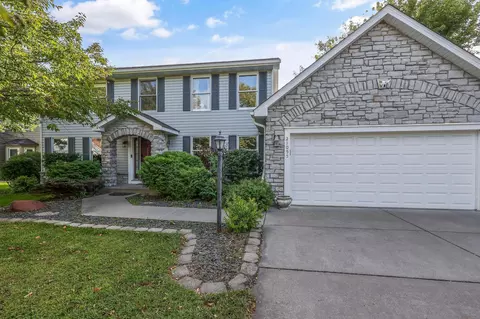 21055 Floral Bay Dr N, Forest Lake, MN 55025