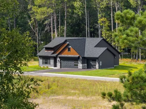 5390 Pine Haven Pl, Nisswa, MN 56468