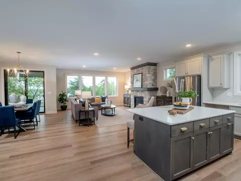 9069 62nd St S, Cottage Grove, MN 55016