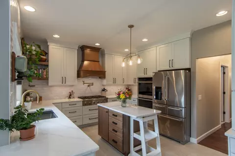 Kitchen - 41844 255th Ave, Mcgregor, MN 55760 photo 4 of 8