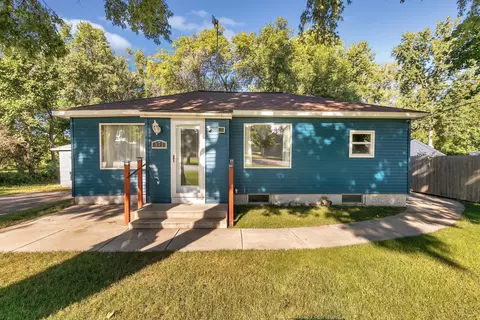 571 Central Ave S, Brooten, MN 56316