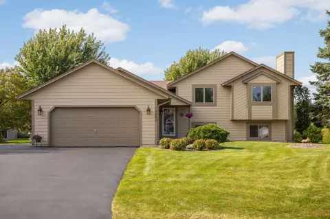13960 Zarthan Ave S, Savage, MN 55378