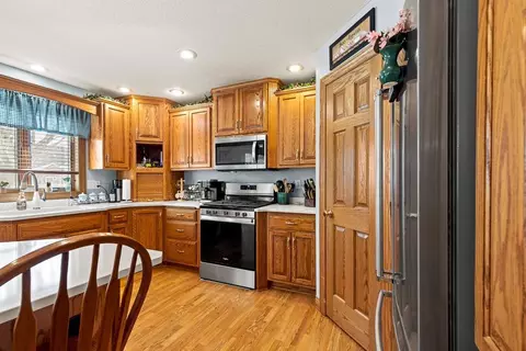 Kitchen - 1105 David Dr, Marshall, MN 56258 photo 3 of 9