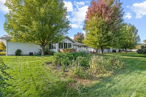 Exterior - 1105 David Dr, Marshall, MN 56258 photo 12 of 15