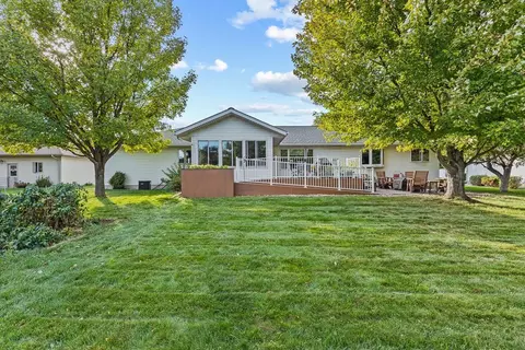 Exterior - 1105 David Dr, Marshall, MN 56258 photo 11 of 15