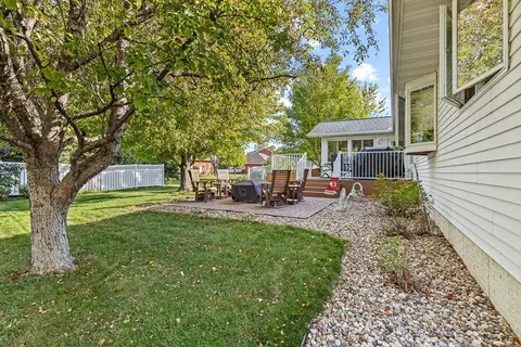 Exterior - 1105 David Dr, Marshall, MN 56258 photo 8 of 15