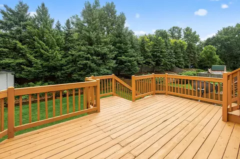 2490 Adele St, Maplewood, MN 55109 photo 12