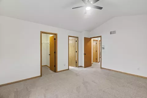 2490 Adele St, Maplewood, MN 55109 photo 26