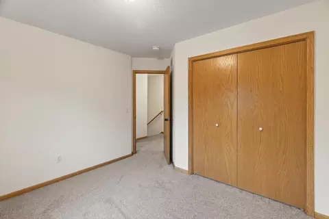 2490 Adele St, Maplewood, MN 55109 photo 32