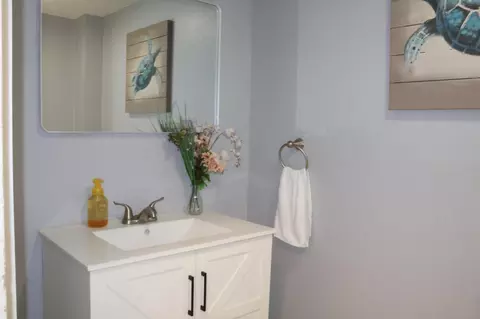 Bath - 591 E 7th St, Red Wing, MN 55066 photo 1 of 2