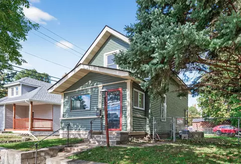 1075 Case Ave, Saint Paul, MN 55106
