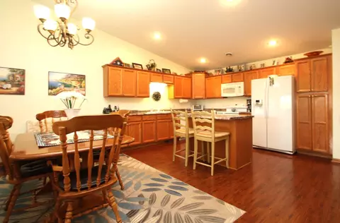 Kitchen - 2565 20th Ave SE, Saint Cloud, MN 56304 photo 2 of 3