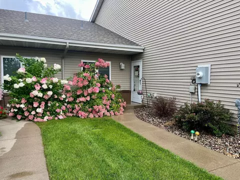 Exterior - 2565 20th Ave SE, Saint Cloud, MN 56304 photo 2 of 5