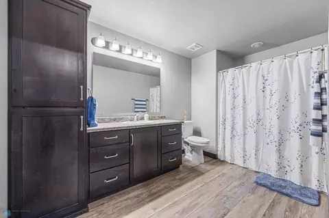 Bath - 120 Lindsey Ct, Mapleton, ND 58059 photo 4 of 4