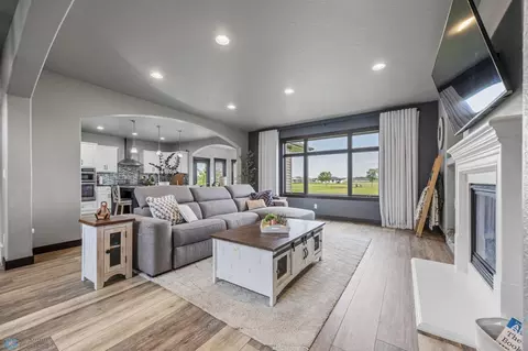 Living - 120 Lindsey Ct, Mapleton, ND 58059 photo 1 of 4