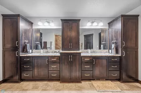 Bath - 120 Lindsey Ct, Mapleton, ND 58059 photo 1 of 4