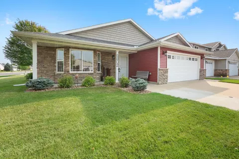 6802 24th St N, Saint Cloud, MN 56303