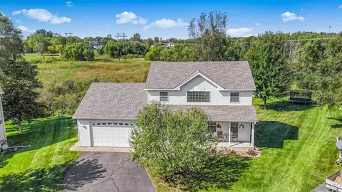 1613 Cedar Knoll Pl, Saint Cloud, MN 56301