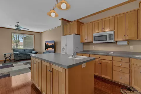 1613 Cedar Knoll Pl, Saint Cloud, MN 56301 photo 17