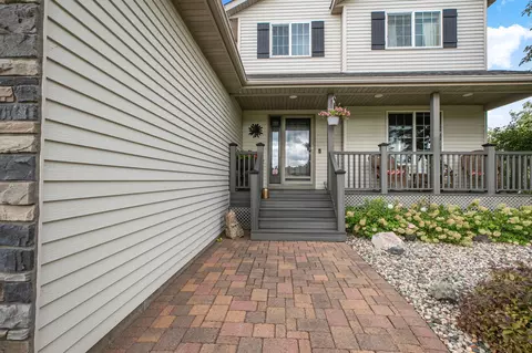 1820 47th St SE, Saint Cloud, MN 56304 photo 3