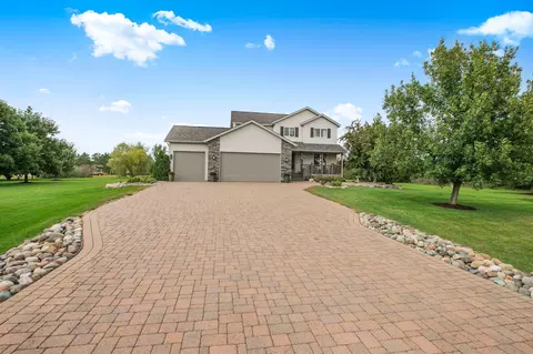 1820 47th St SE, Saint Cloud, MN 56304 photo 2