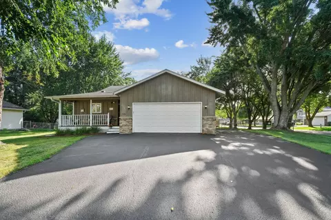 9146 Ives Ln N, Maple Grove, MN 55369
