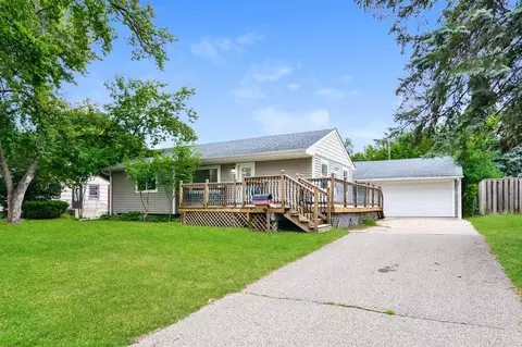 8533 Chicago Ave S, Bloomington, MN 55420