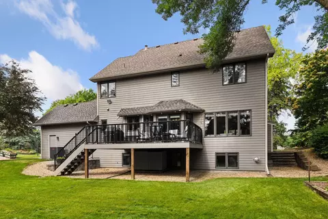 3838 Bridgewater Dr, Eagan, MN 55123 photo 43