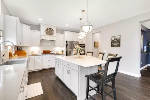 13404 Avila Ave, Rosemount, MN 55068