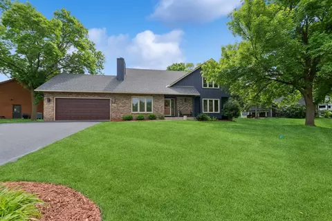3720 Ximines Ln N, Plymouth, MN 55441