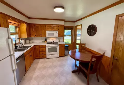 Kitchen - 816 Irene Ave SE, Willmar, MN 56201 photo 1 of 2