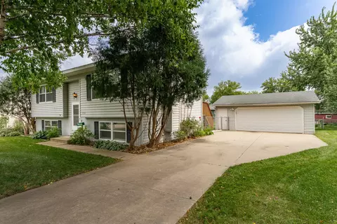 1916 9 12 Ave SE, Rochester, MN 55904