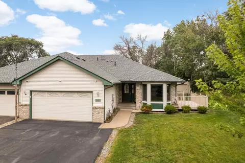 1985 Cope Ave E, Maplewood, MN 55109