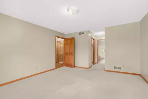 Bedroom - 1985 Cope Ave E, Maplewood, MN 55109 photo 3 of 4