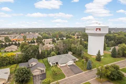 View/Area - 1985 Cope Ave E, Maplewood, MN 55109 photo 2 of 5