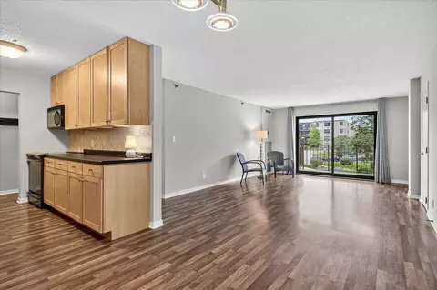 3131 Excelsior Blvd #202, Minneapolis, MN 55416