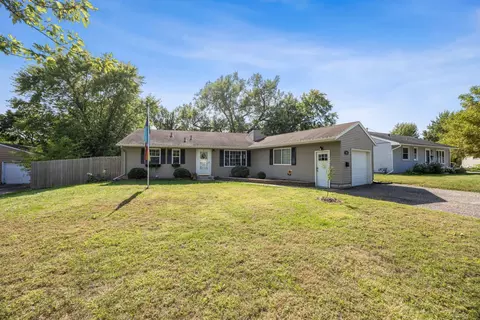 7825 58th Pl N, Crystal, MN 55428