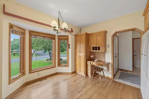 5616 Pascal St, Shoreview, MN 55126