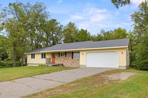 197 12th St, Howard Lake, MN 55349