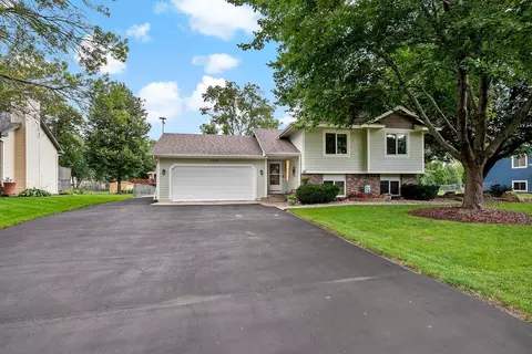 6285 161st St W, Rosemount, MN 55068