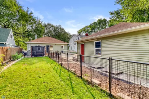 Exterior - 1306 9th St N, Fargo, ND 58102 photo 4 of 10