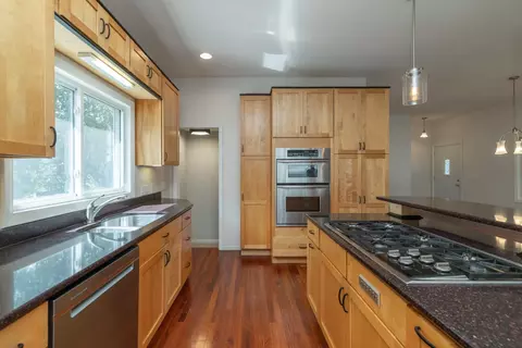 6101 W 94th St, Bloomington, MN 55438 photo 10