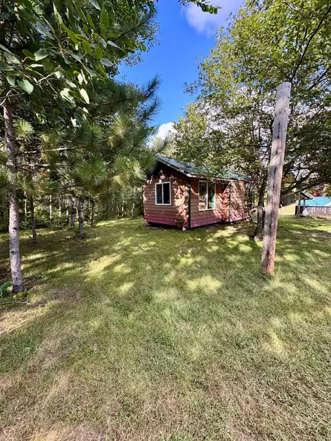 25333 196th St, Staples, MN 56479