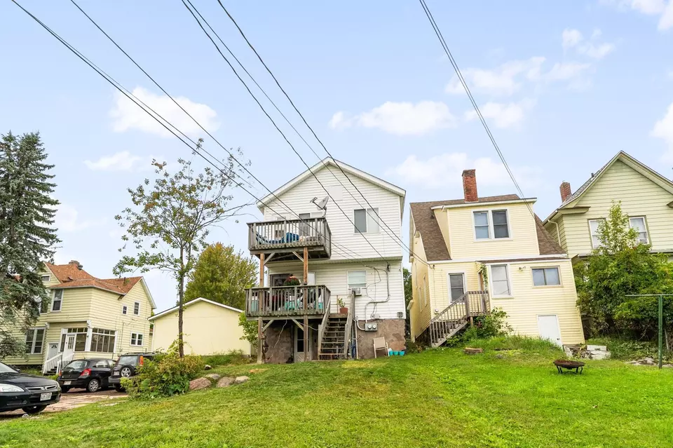 Exterior - 1910 Greysolon Rd, Duluth, MN 55812 photo 4 of 5