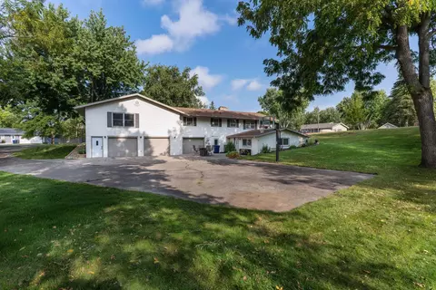 1024 Circle Ln, Fergus Falls, MN 56537