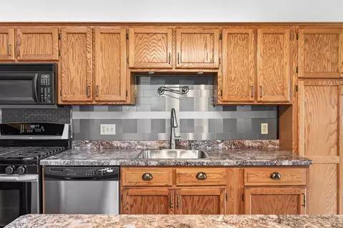 1557 Clemson Dr #A, Eagan, MN 55122 photo 7