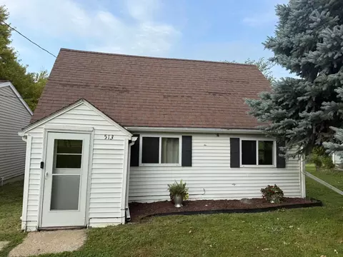513 E 11th St, Albert Lea, MN 56007