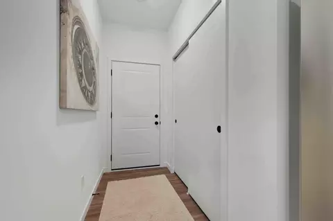 Entry Way - 13901 Emily Cir, Baxter, MN 56425 photo 4 of 7
