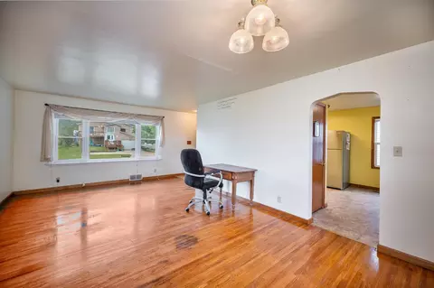 Living - 1445 11th Ave, Windom, MN 56101 photo 2 of 3